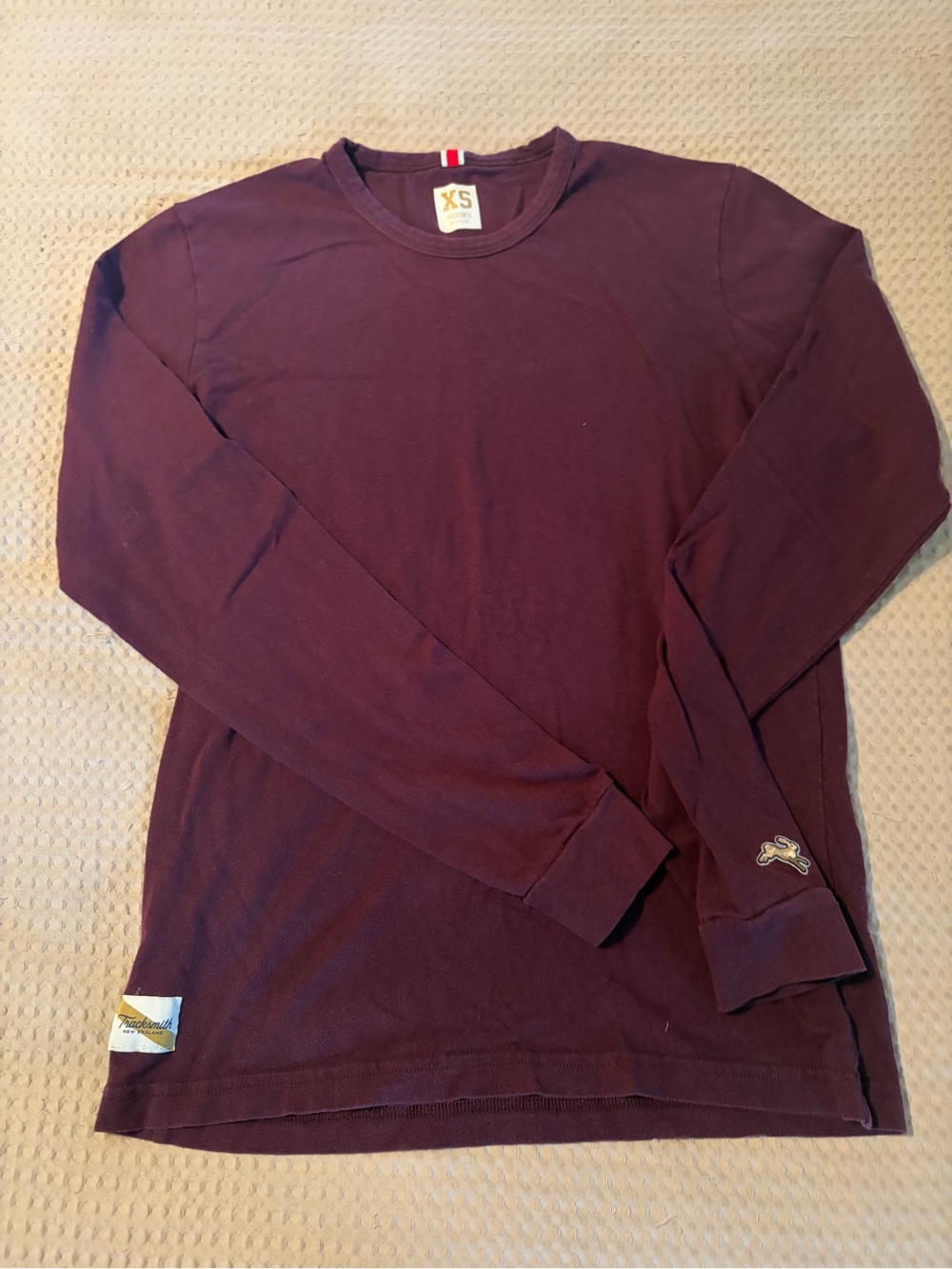 XS unisex Long-Sleeve Crewneck Shirt - Deep Burgundy